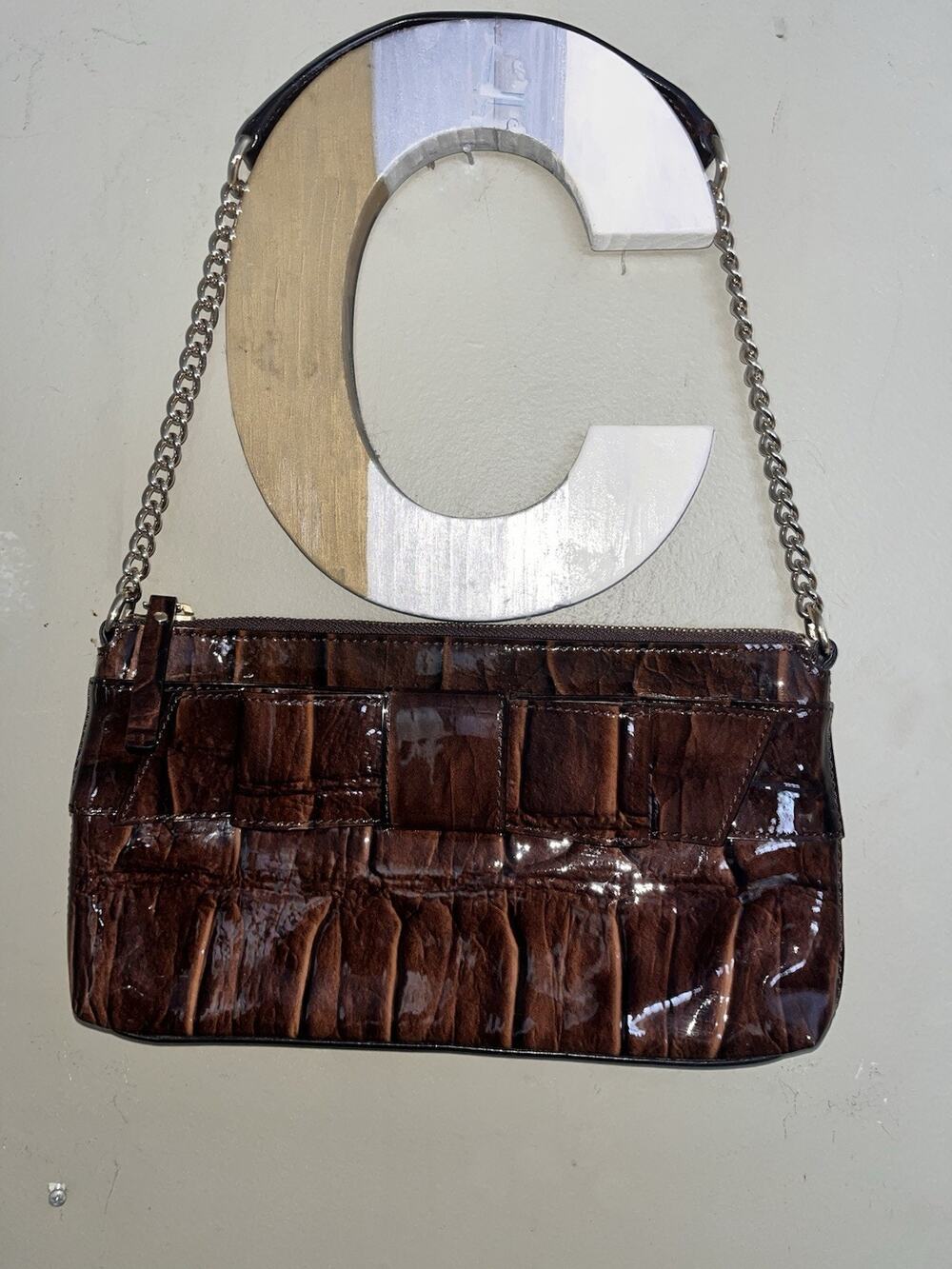 Kate Spade RARE PATENT LEATHER KNIGHTSBRIDGE CROC BOW BEAU CHOCOLATE BYRD CLUTCH